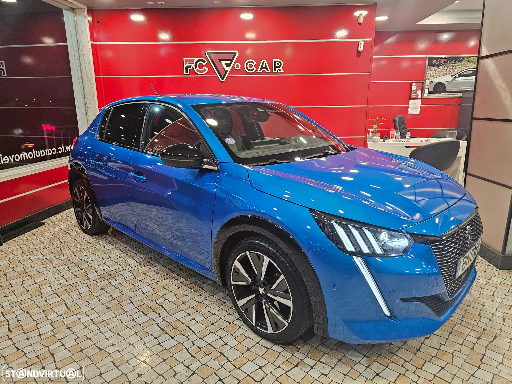 Peugeot 208 1.2 PureTech GT Line - 11