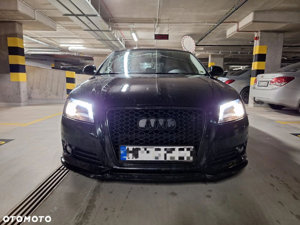 Audi A3 Sportback - 1