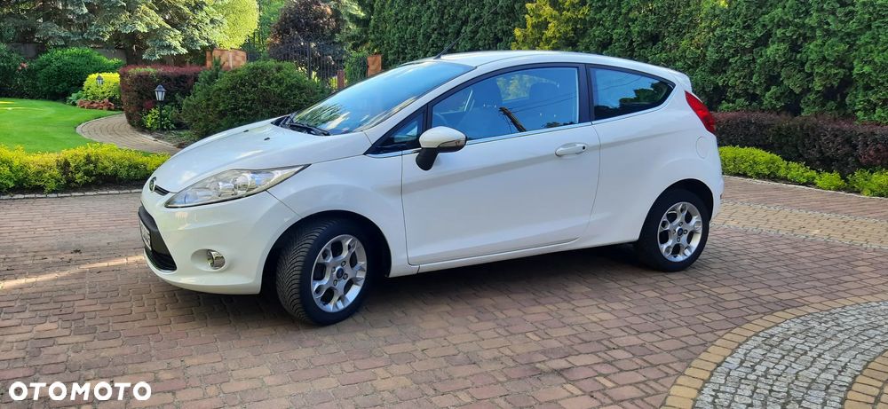 Ford Fiesta - 12
