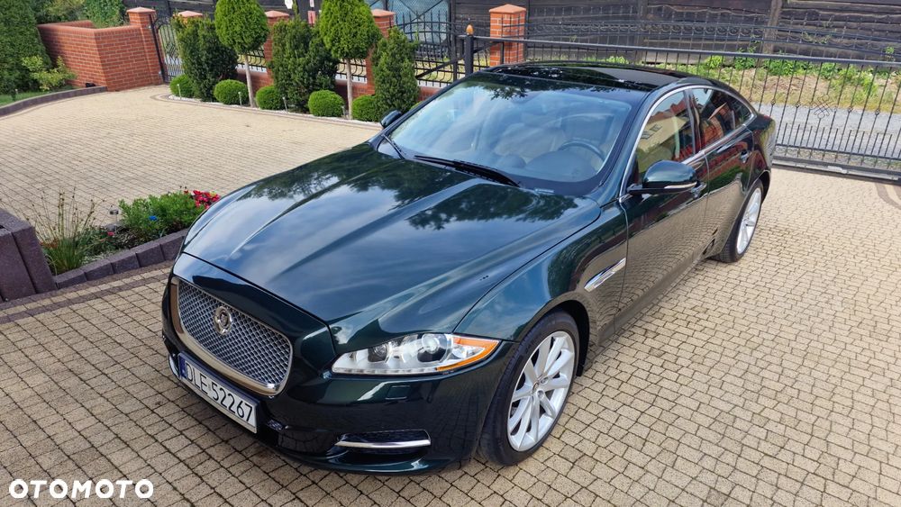 Jaguar XJ - 2