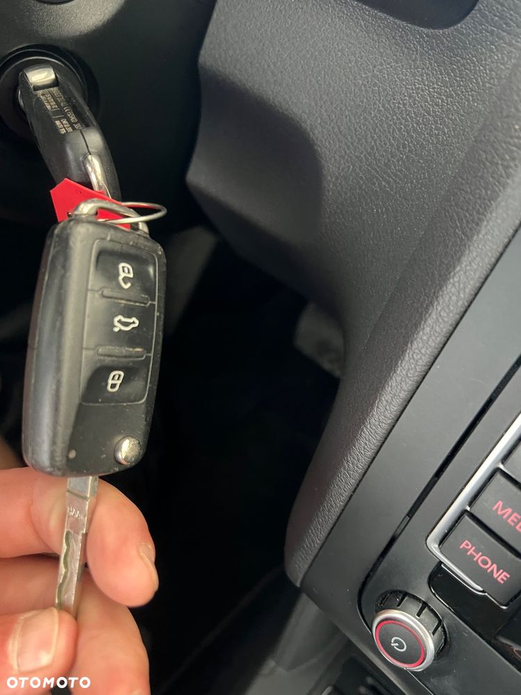 Volkswagen Touran 2.0 TDI DPF Comfortline DSG - 36