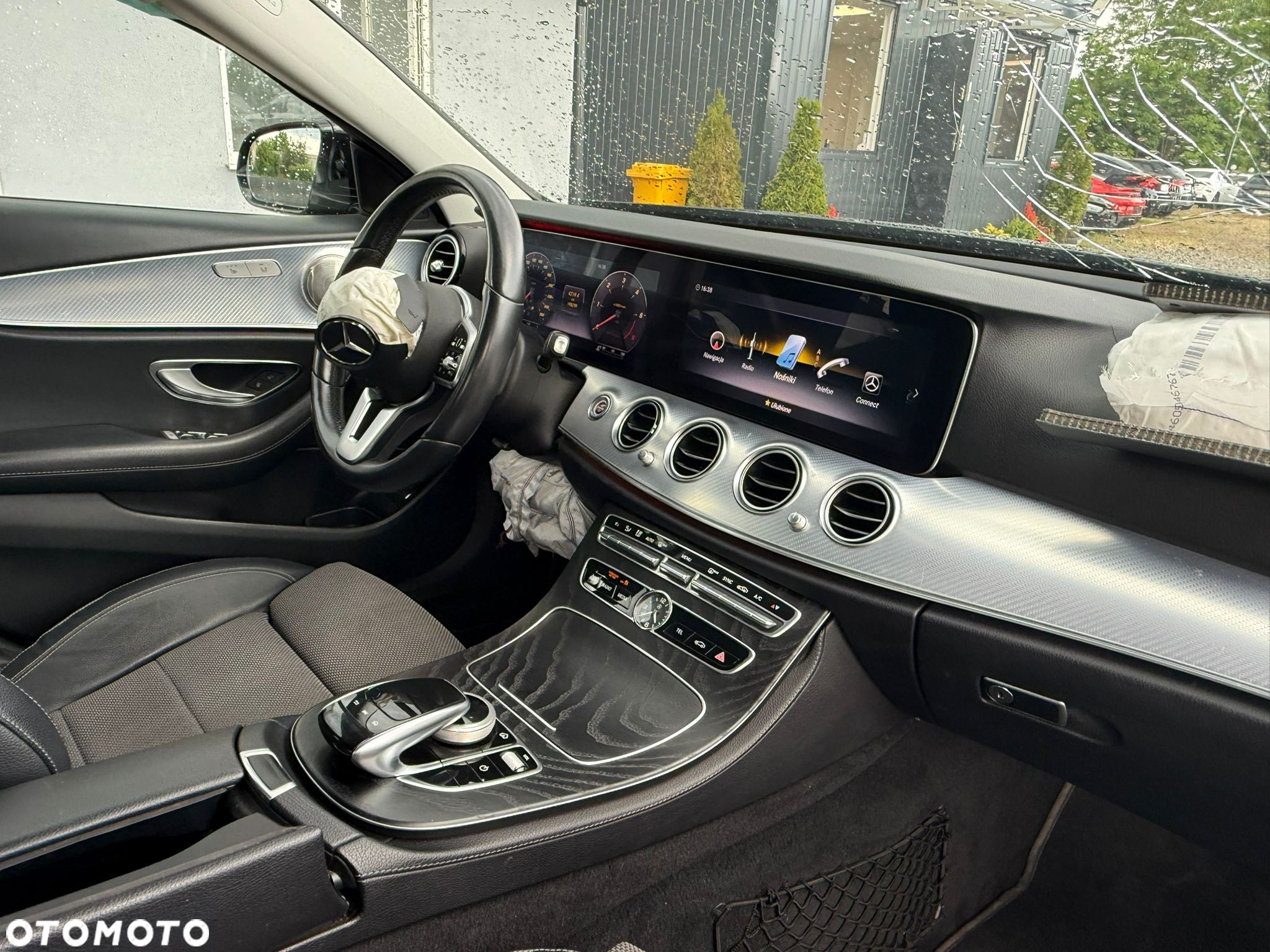 Mercedes-Benz Klasa E 220 d 9G-TRONIC - 22