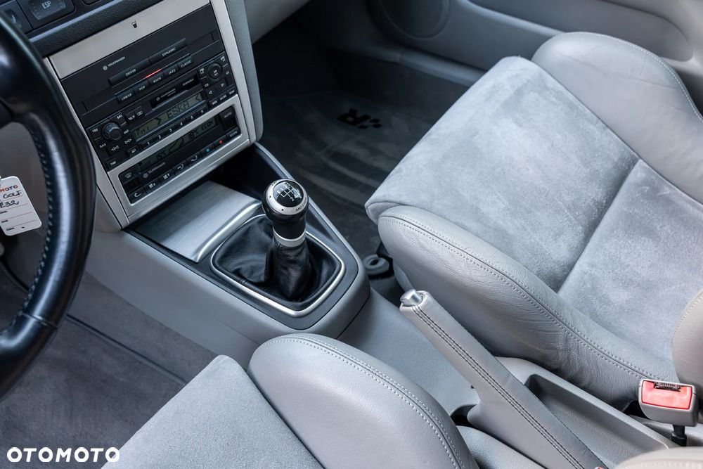 Volkswagen Golf - 29