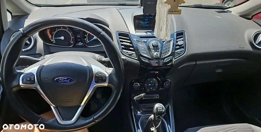 Ford Fiesta - 7