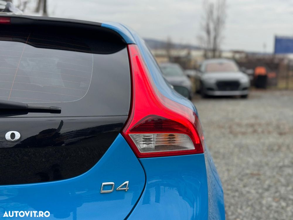 Volvo V40 D4 RDesign - 12