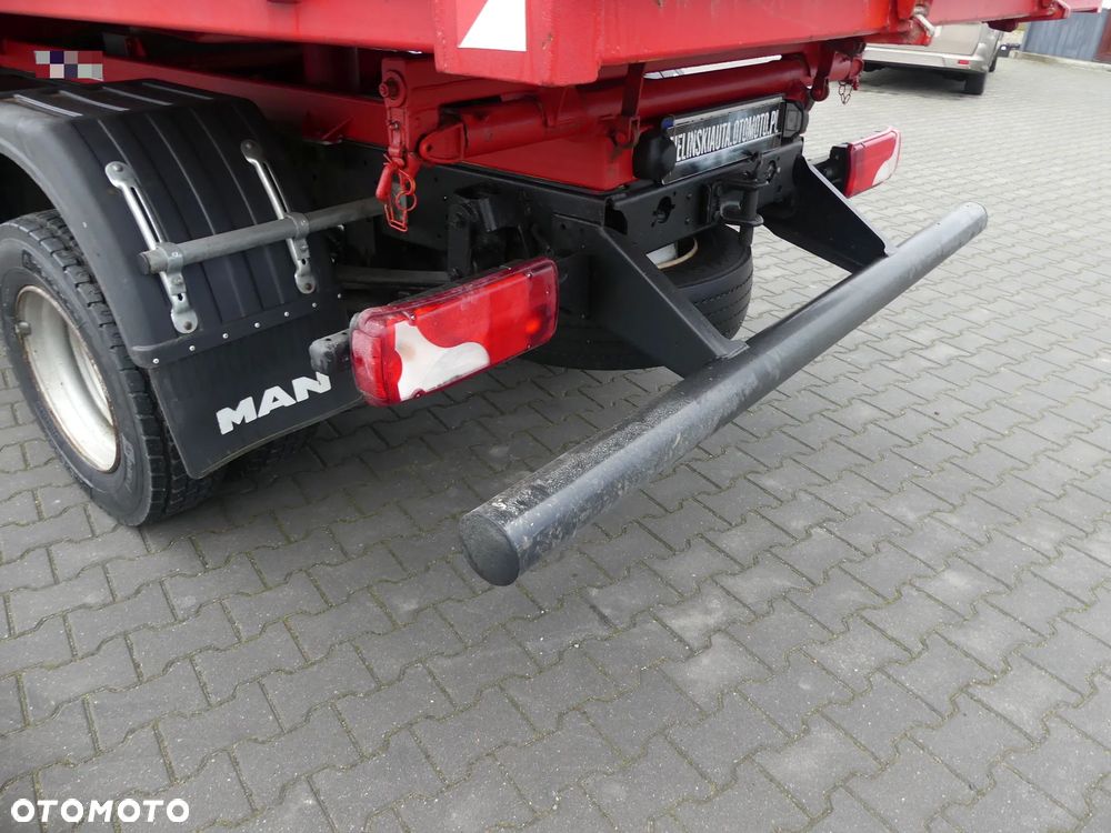 MAN LE 8.180 / 3- STRONNA WYWROTKA / BLOKADA MOSTU / - 13