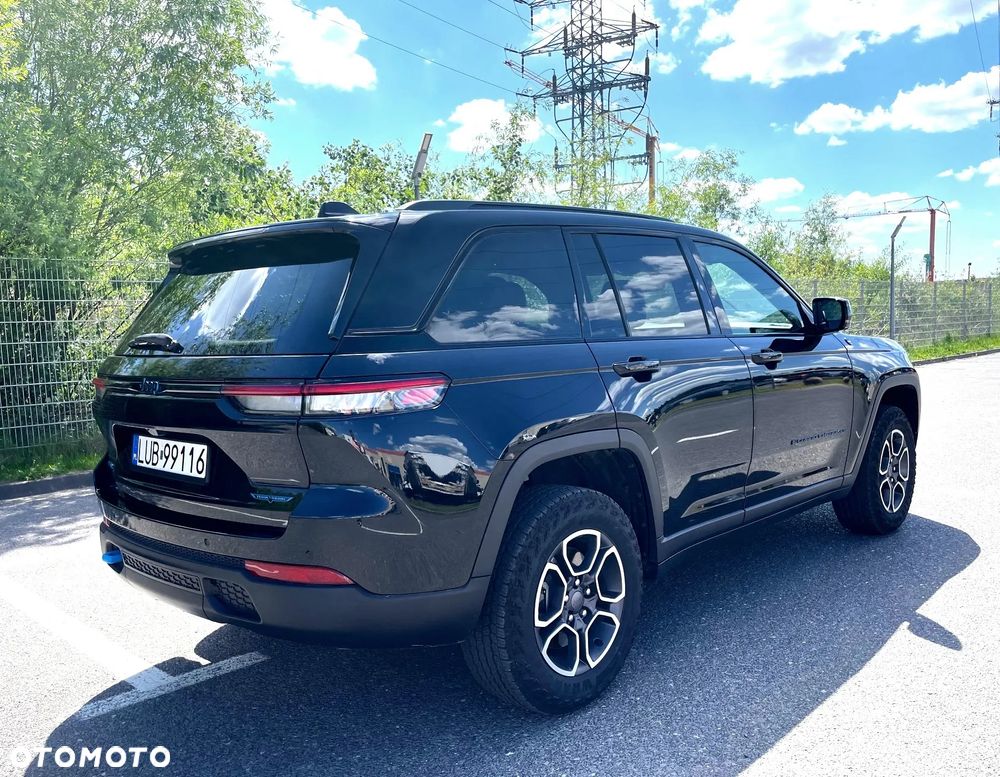 Jeep Grand Cherokee - 9