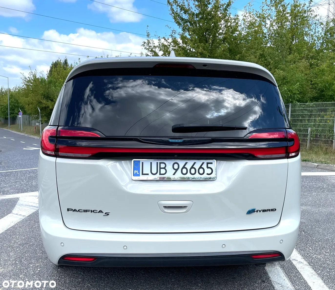 Chrysler Pacifica - 7