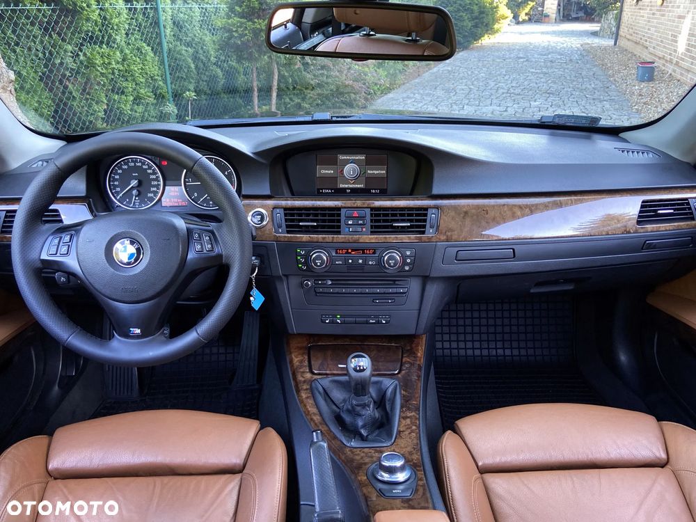 BMW Seria 3 320d - 14