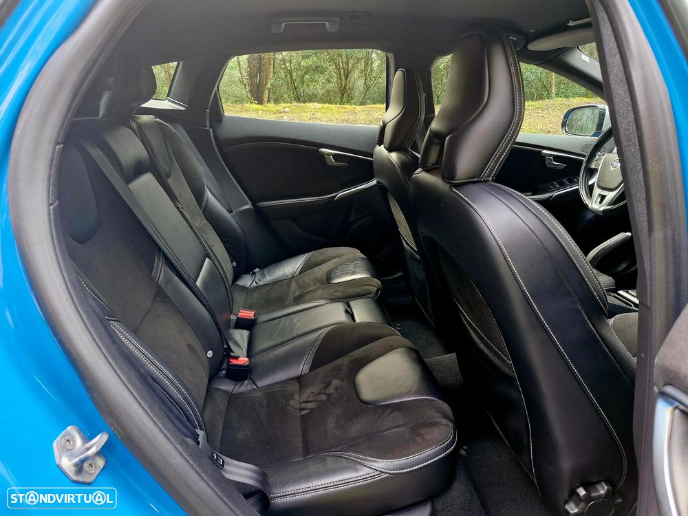 Volvo V40 1.6 D2 R-Design - 23
