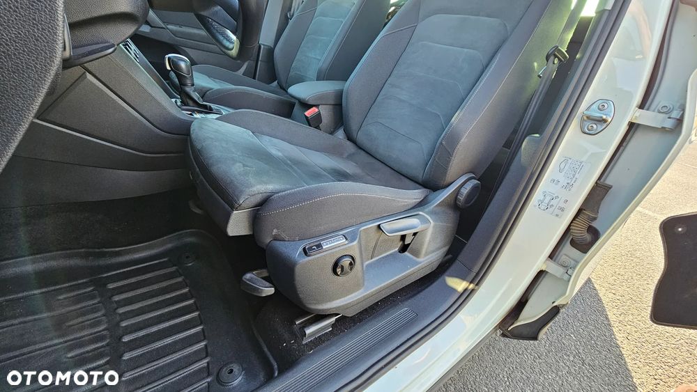 Volkswagen Tiguan 2.0 TDI SCR (BlueMotion Technology) DSG Comfortline - 4