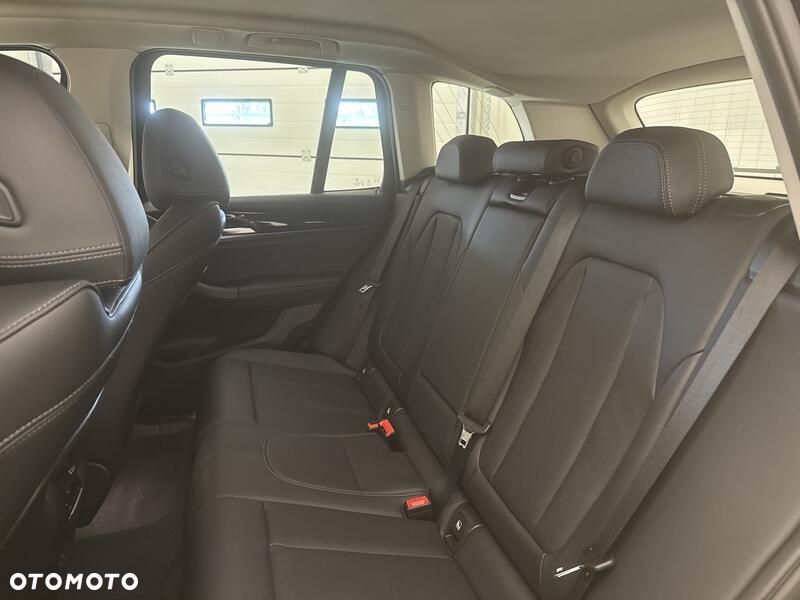 BMW X3 - 19