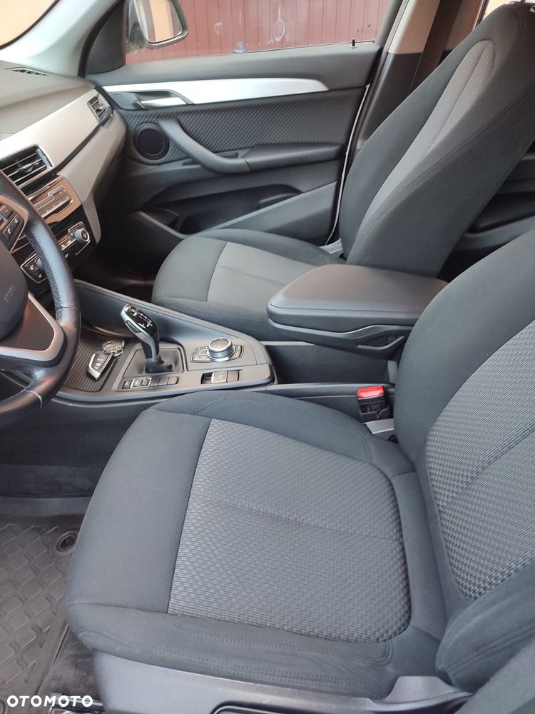 BMW X1 sDrive18i - 6