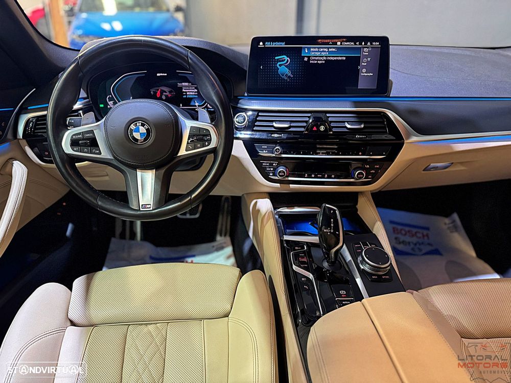 BMW 530 e Pack Desportivo M - 21
