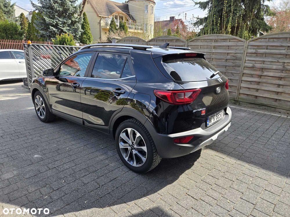 Kia Stonic - 4