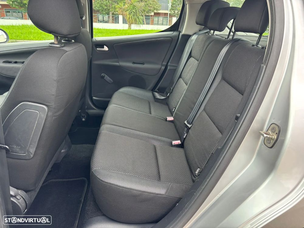 Peugeot 207 1.4 HDi Sport - 31