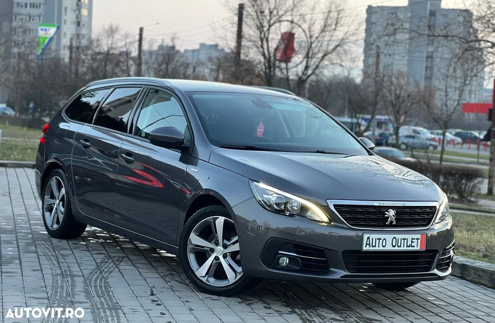 Peugeot 308 1.2 L PureTech Turbo S&S Allure - 11