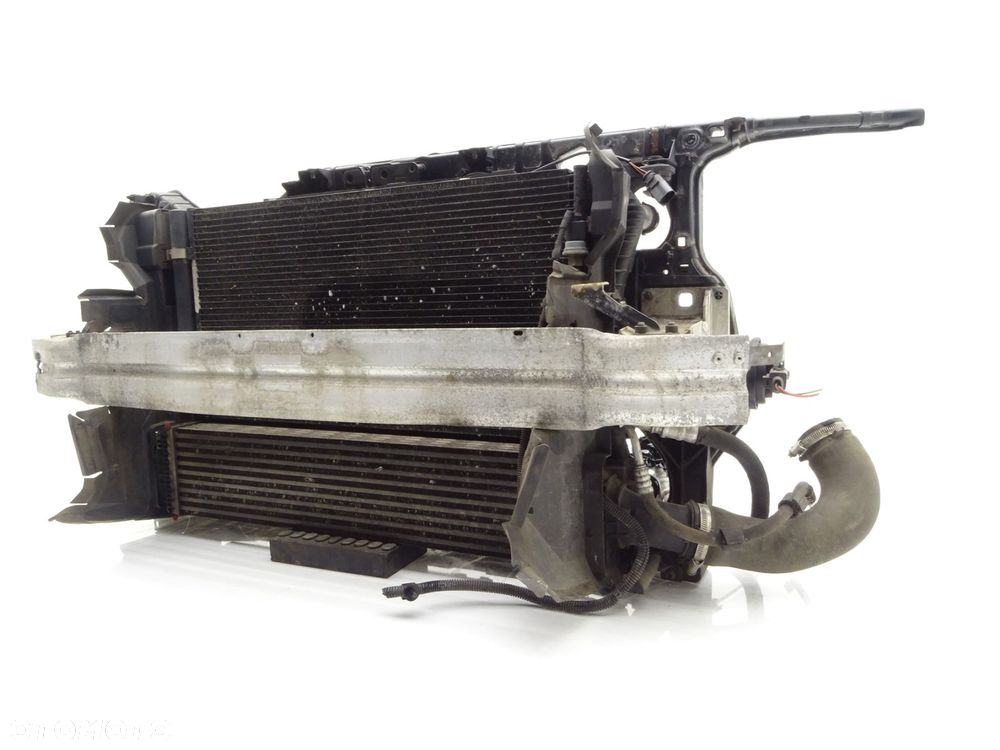 Pas przedni wzmocnienie czołowe belka chłodnice 993329b audi a4 b8 1.8 tfsi - 2