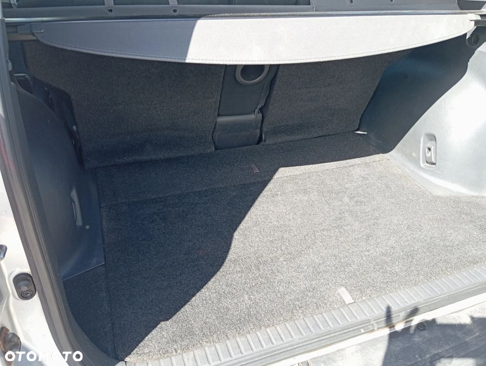 Toyota RAV4 2.0 VVT-i Luna - 19