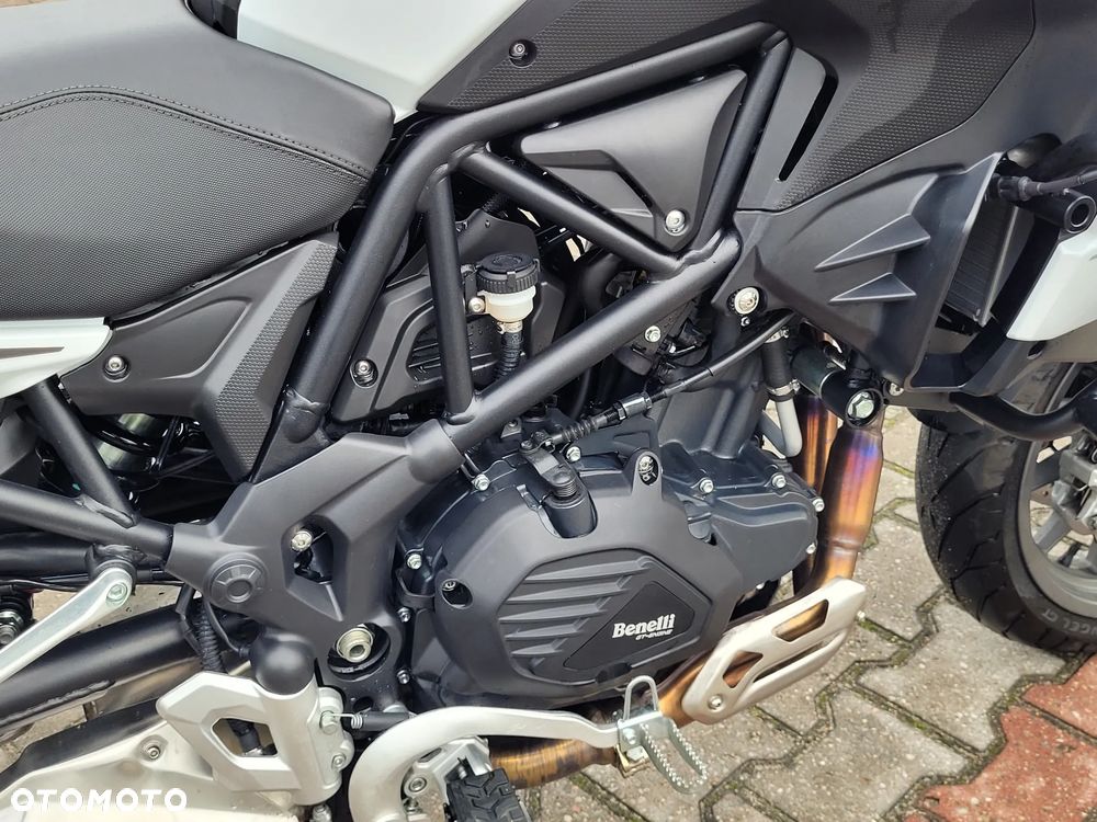 Benelli TRK 502 - 24
