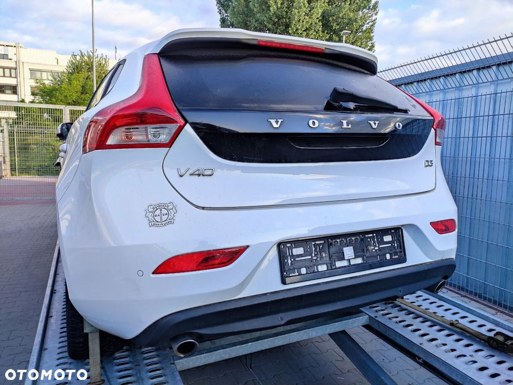 Volvo V40 D3 Kinetic - 14