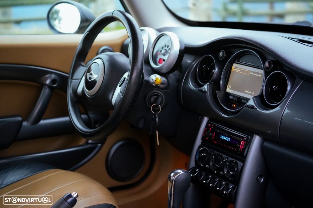 MINI 3 Portas One Aut. - 10