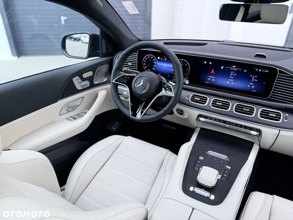 Mercedes-Benz GLE - 11