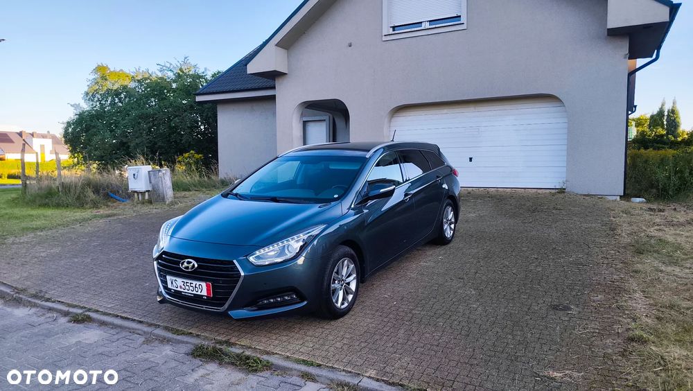 Hyundai i40 Kombi 1.7 CRDi Premium - 36