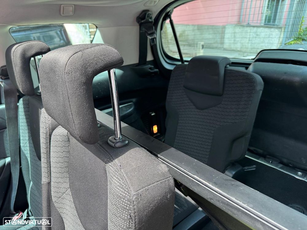 Peugeot 308 SW 1.6 HDi Sport CVM6 - 17