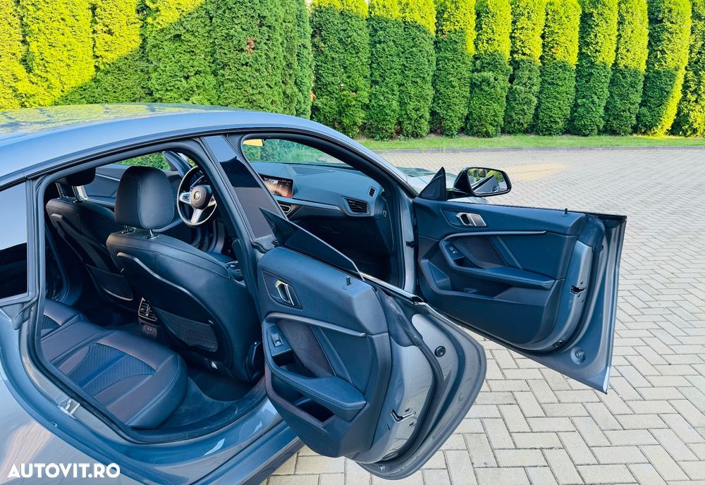 BMW Seria 2 220d AT - 11