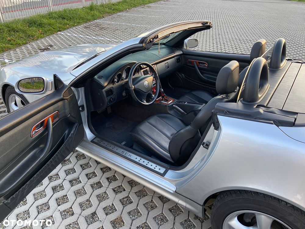 Mercedes-Benz SLK - 10