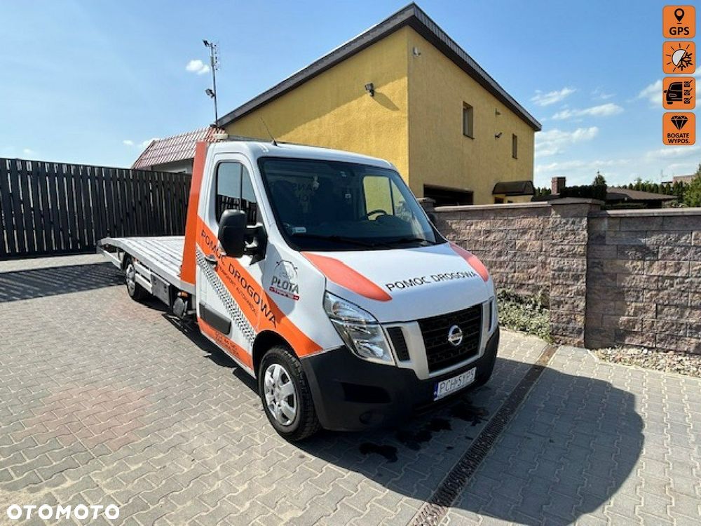Nissan NV 400 - 1