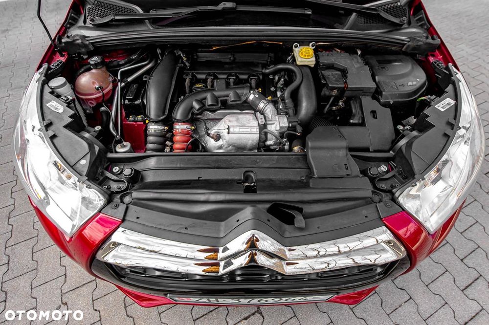 Citroën DS4 1.6 THP SoChic - 38