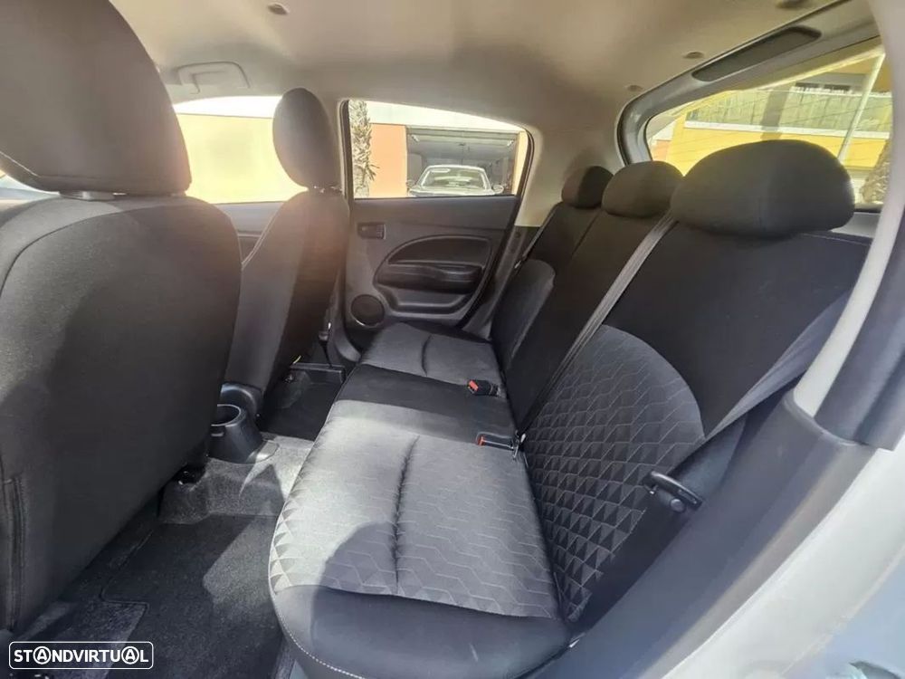 Mitsubishi Space Star 1.2 Intense Connect Edition - 13