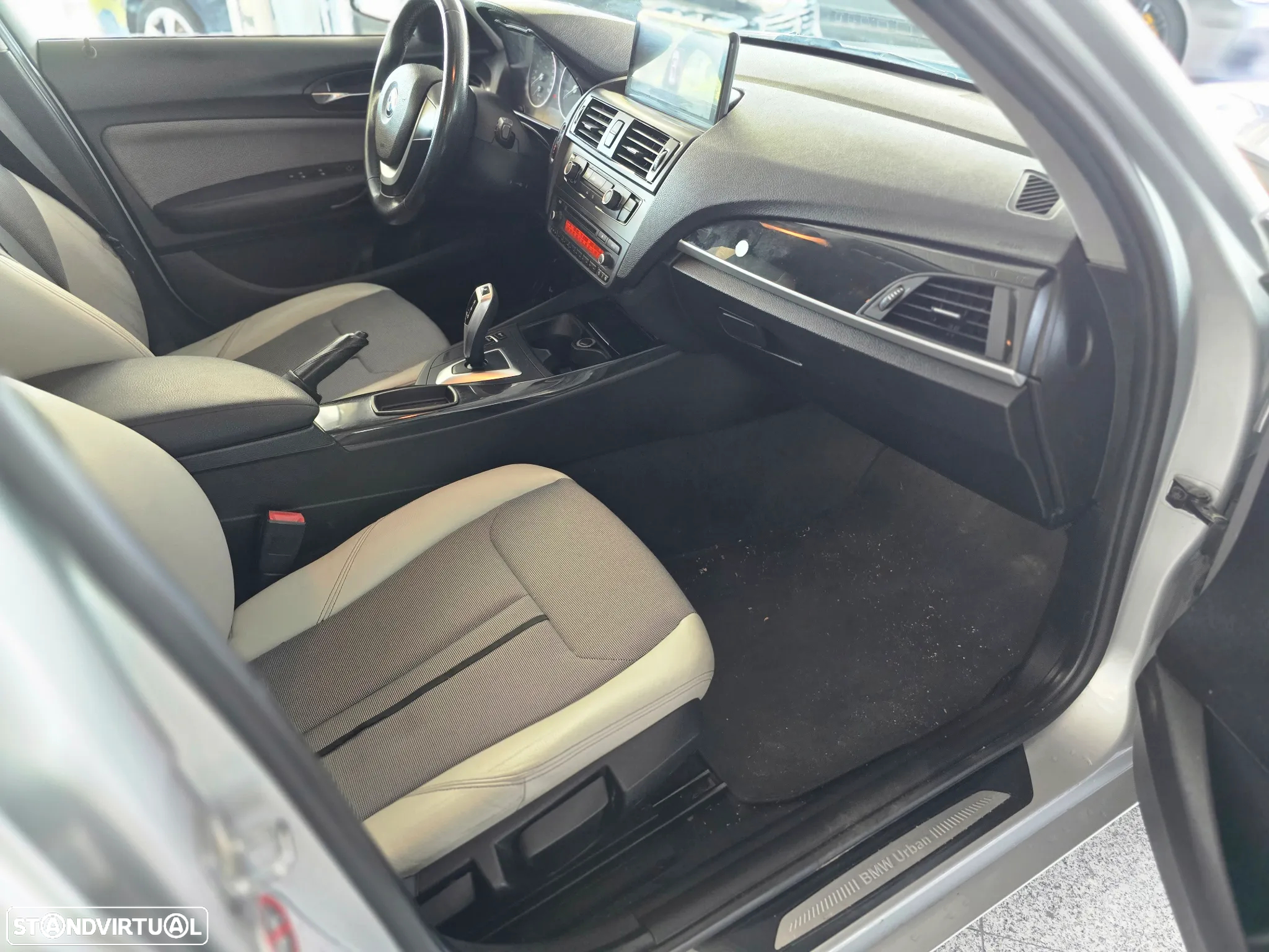 BMW 116 dA Line Urban - 11