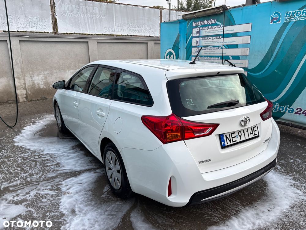 Toyota Auris - 7
