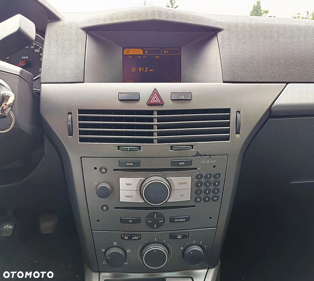 Opel Astra 1.7 CDTI - 16