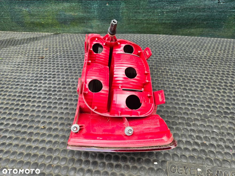 Lampa 4F5945095 Reflektor Tyl Tylna Lewa AUDI A6 C6 Sedan Przed Lift - 22