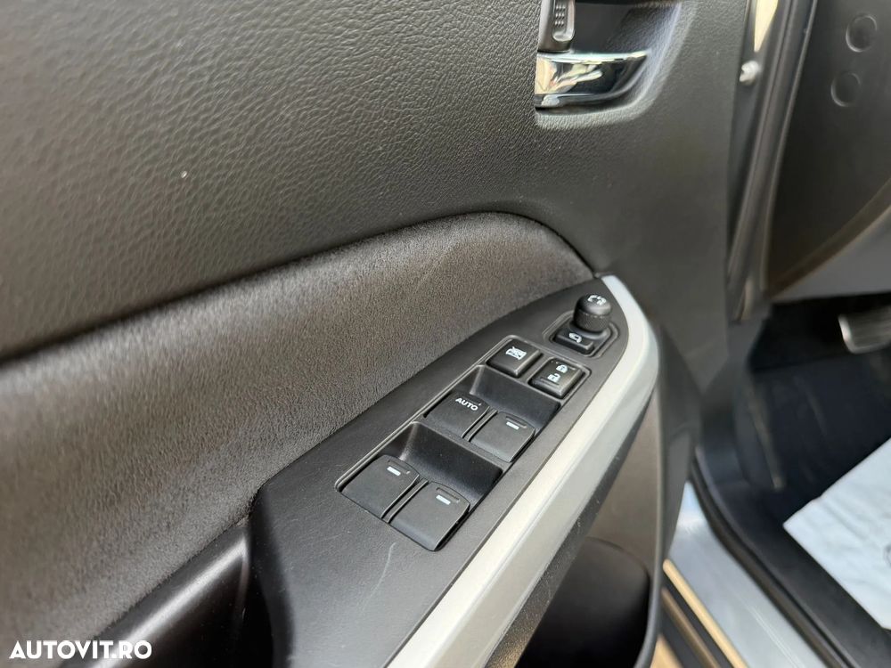Suzuki Vitara S 1.4 Boosterjet 4X4 Aut. - 23