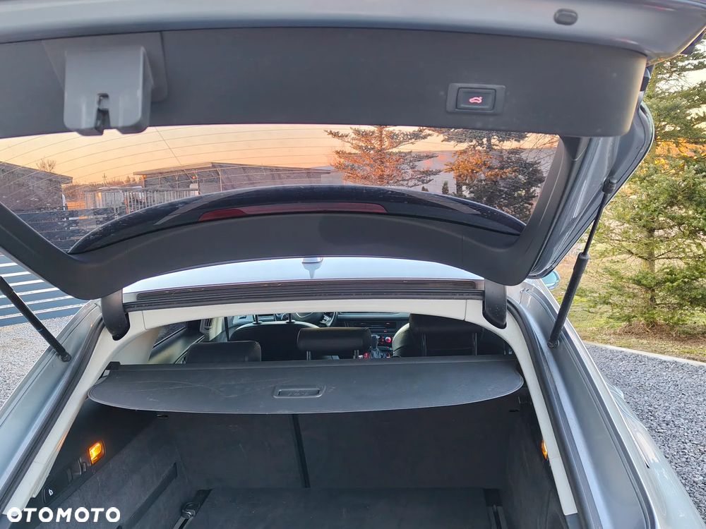 Audi A6 Avant 3.0 TDI quattro S tronic - 17