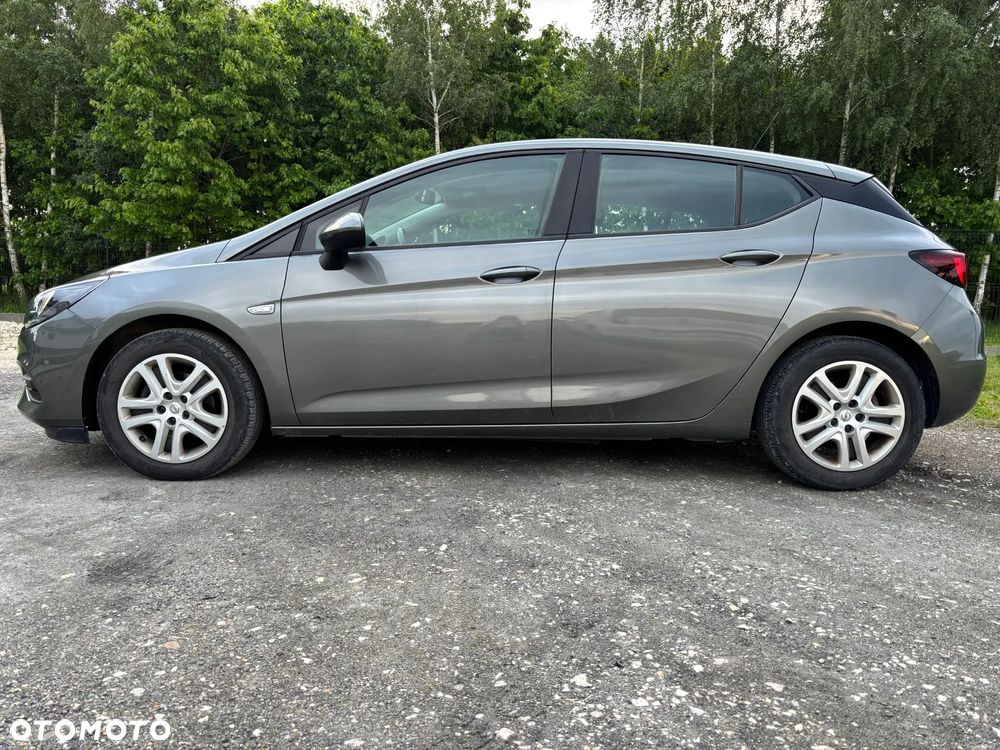 Opel Astra - 2