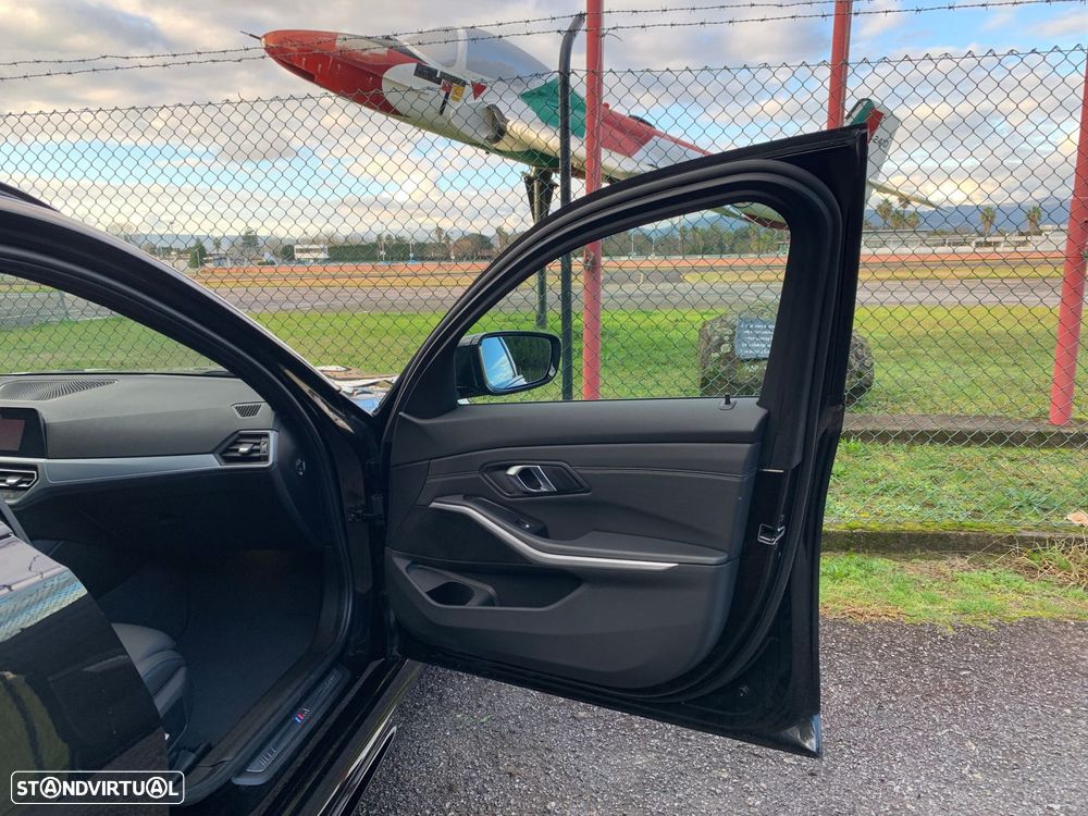 BMW 320 d Pack M Shadow Auto - 48