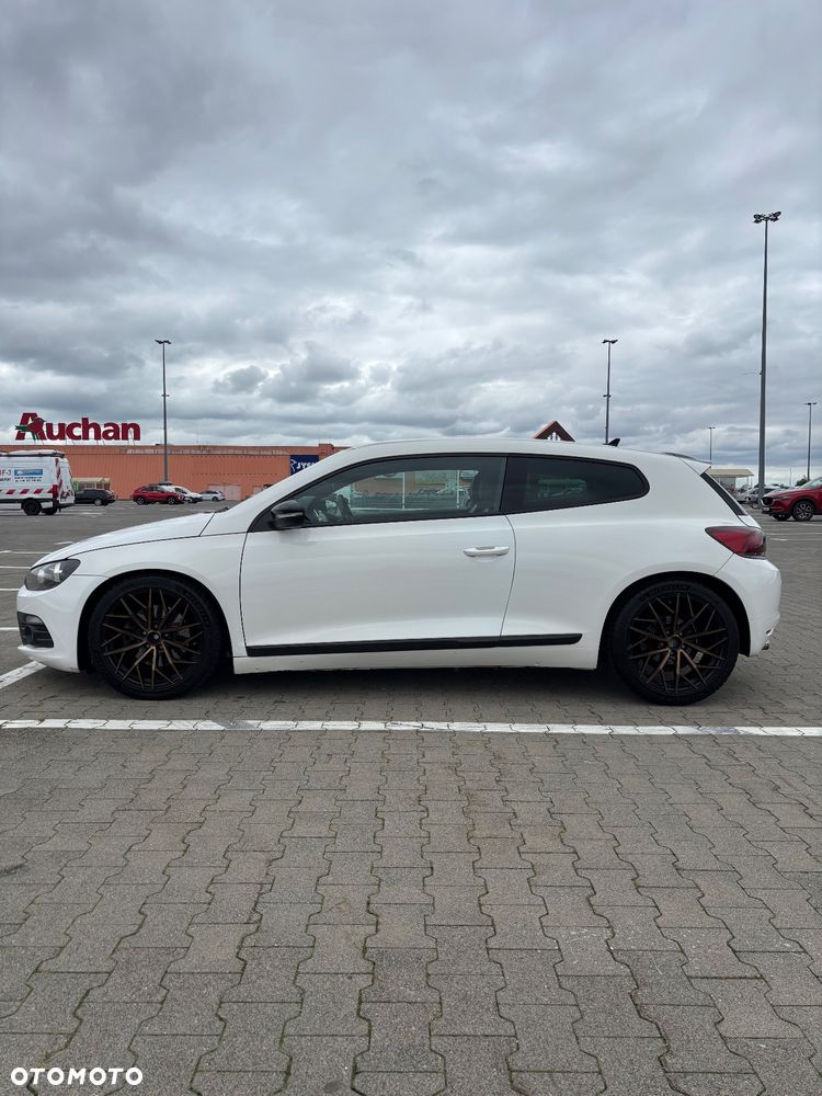 Volkswagen Scirocco III 08-14 - 2