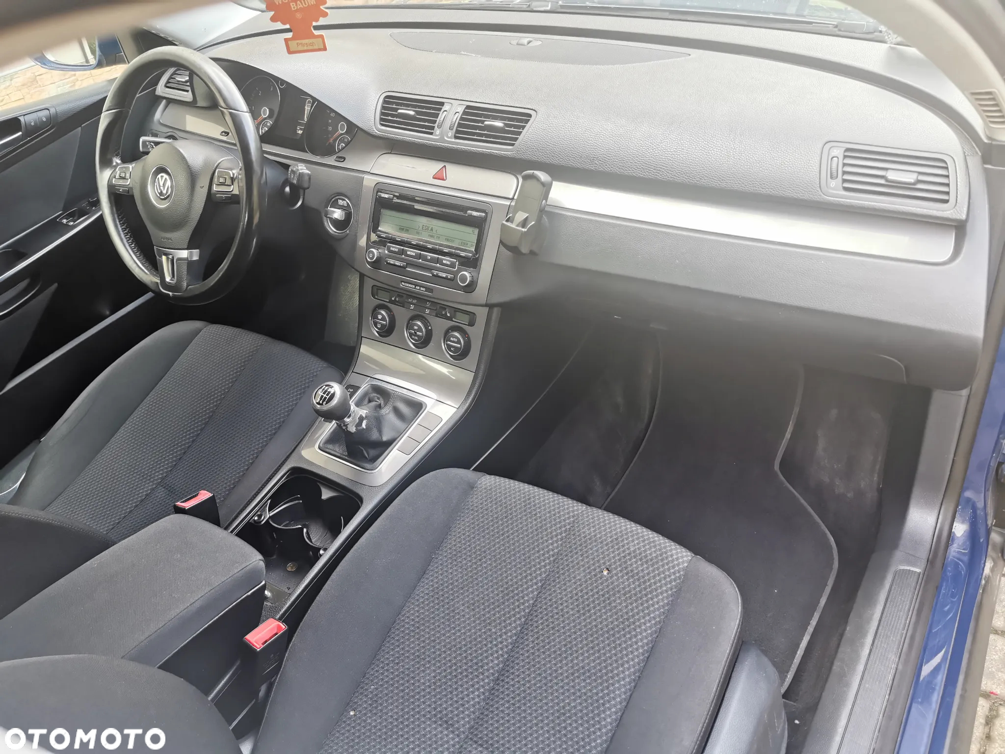 Volkswagen Passat 2.0 TDI Comfortline - 5