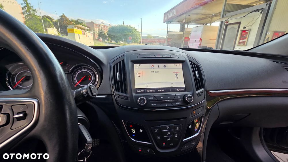 Opel Insignia - 18