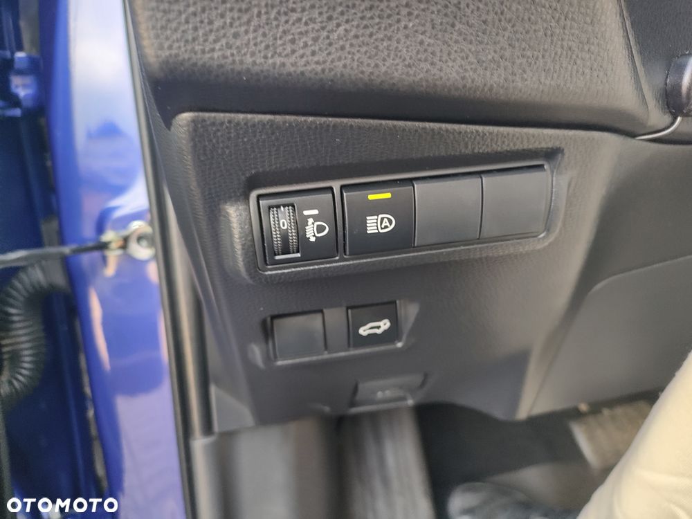 Toyota Corolla Cross 2.0 Hybrid Comfort - 30