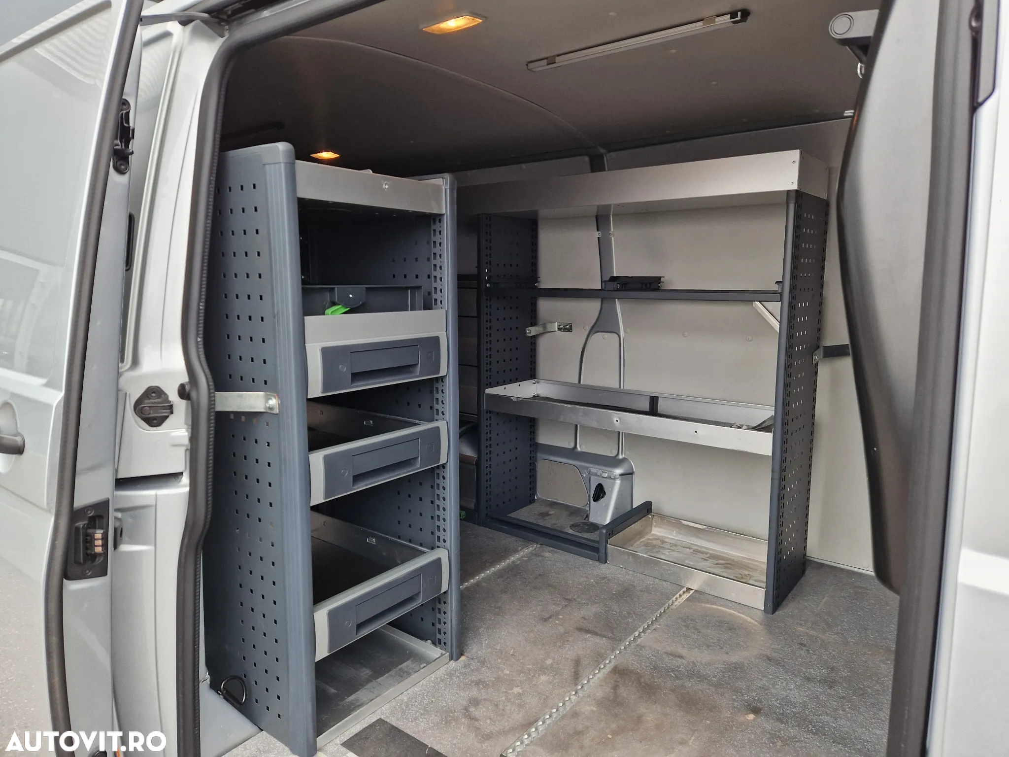 Volkswagen Transporter Sasiu CD T6 2.0 TDI LR - 16