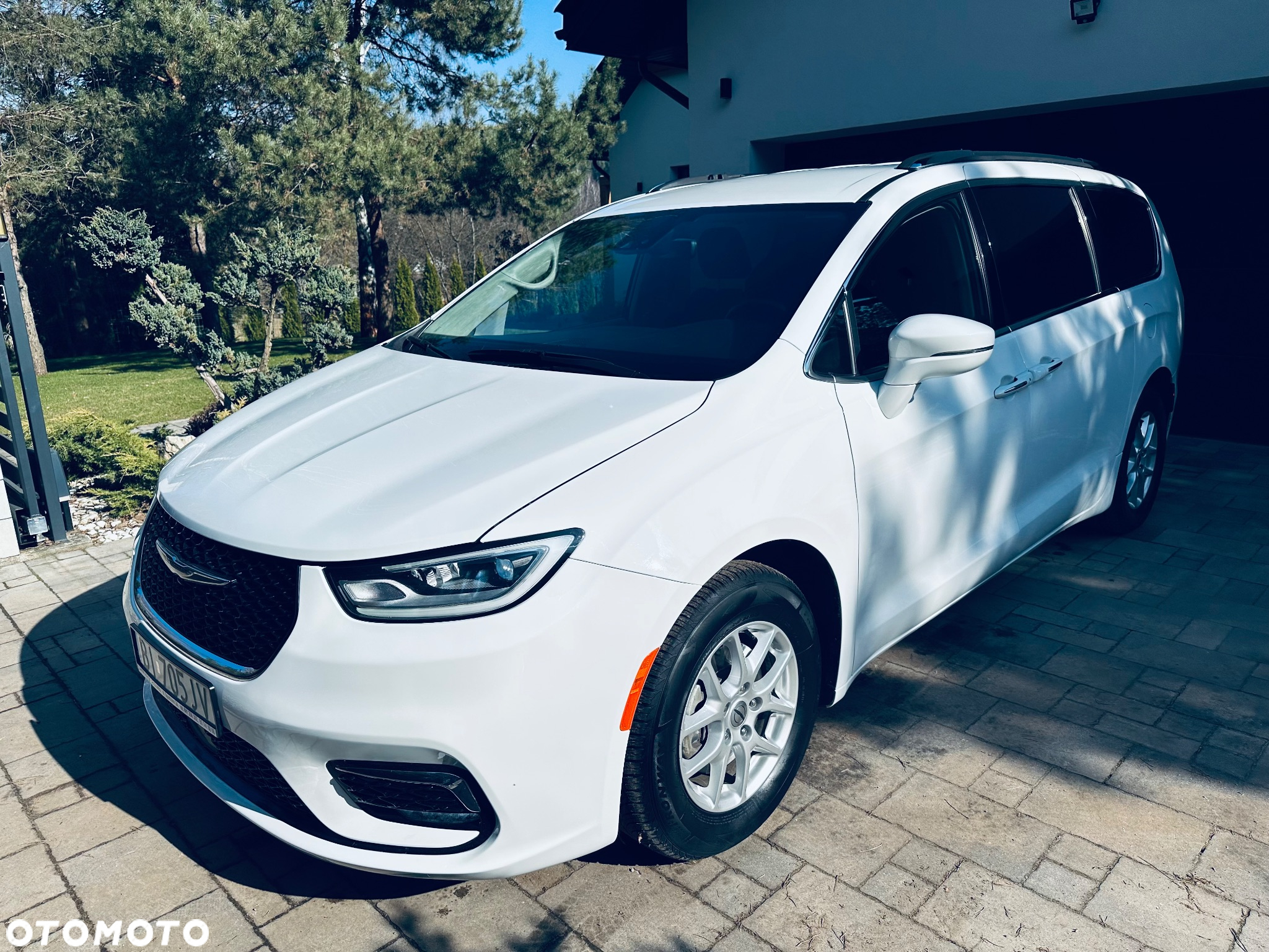 Chrysler Pacifica - 18