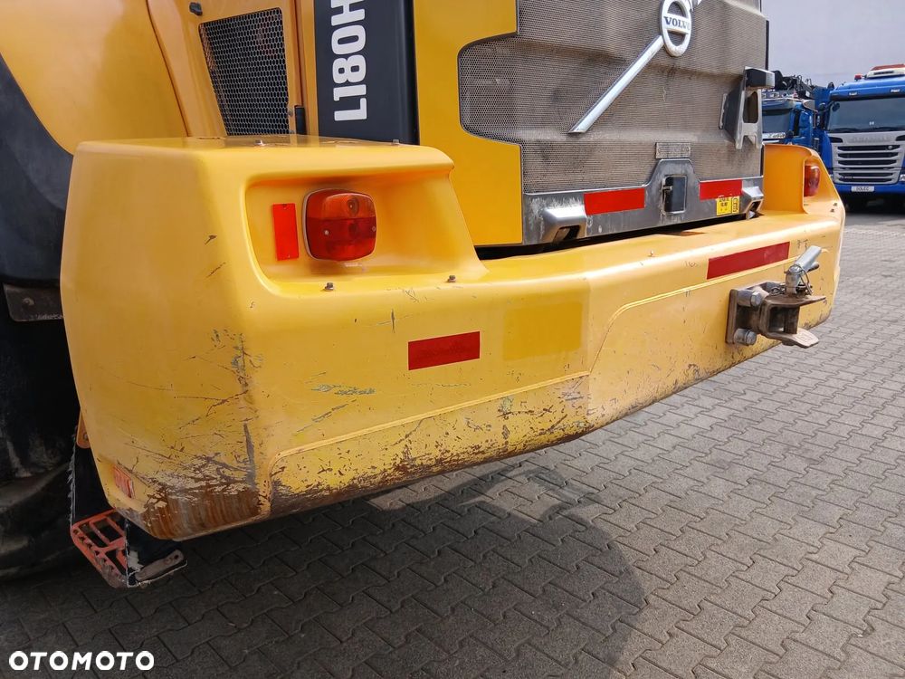 Volvo L180H ŁADOWARKA KOŁOWA - 32