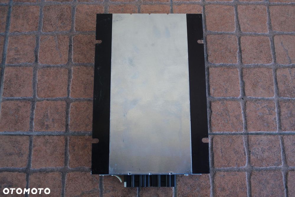 WZMACNIACZ VW PASSAT B6 3C0035456D - 3